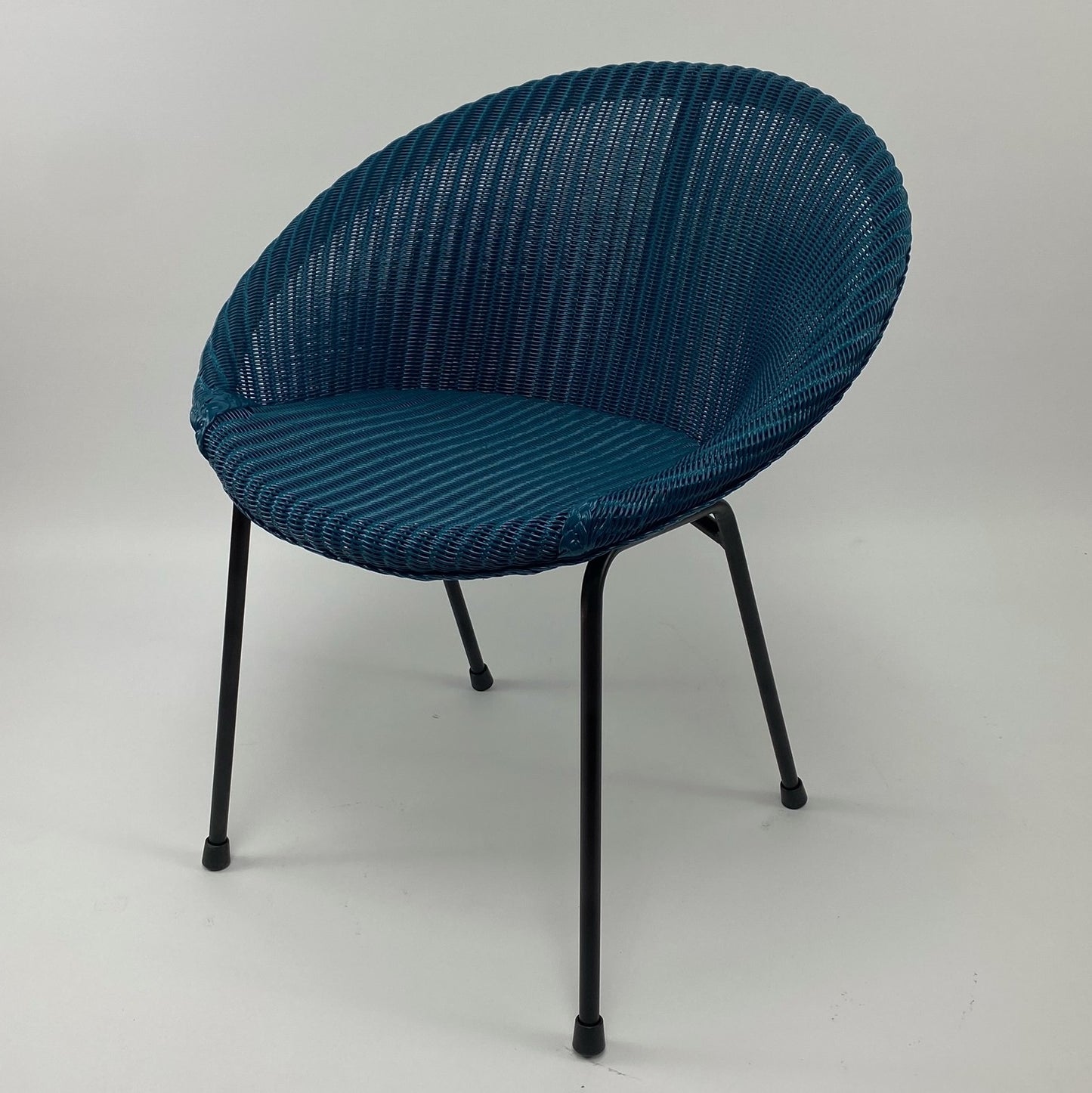 Refurbished Vintage Nemo Chair in Ocean Blue -RAL 5020